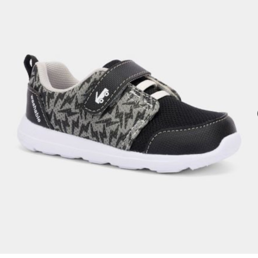 NEW IN BOX See Kai Run Basics Stryker Sneakers 5 - Picture 1 of 5
